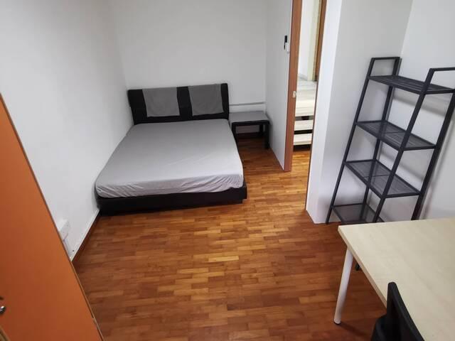 Available﻿ 21 July - Common Room/Include Utilities/Wifi/Airc … in Newton - Image 1
