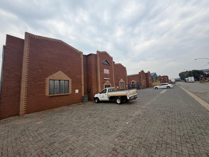 Commercial 2694-ref-605 for Rent in Sunderland Ridge, Centurion in Pretoria - Image 1