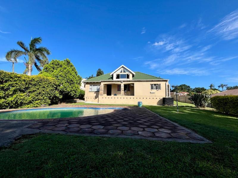 House 2264-ref-2032 for Sale in Hillary, Durban in Umlazi - Image 1