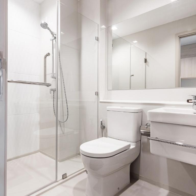 Toilets & Baths In Stock | Trade Prices | Fast London Shipping in United Kingdom - Image 2
