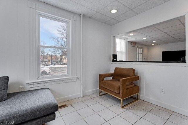 Maple Ave, Morristown, Home For Rent in Plainfield - Image 1