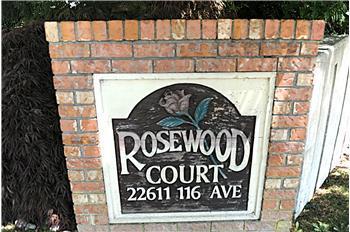 Condo for sale in Maple Ridge in Langley - Image 1