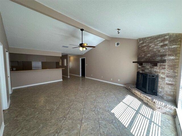 N Maxwood Dr, Spring, Home For Rent in Spring - Image 1