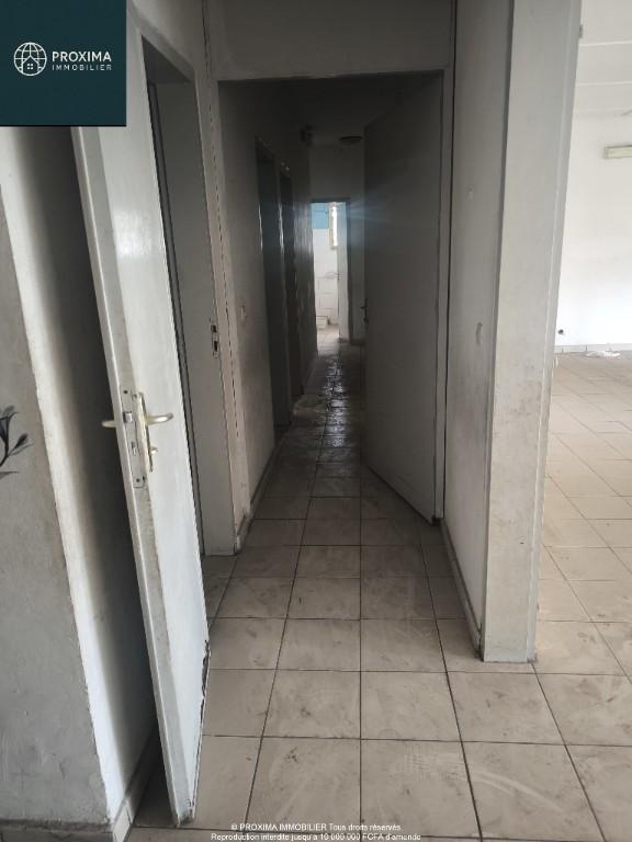 APPARTEMENT HAUT STANDING À LOUER – BONAPRISO au Cameroun - Photo 2