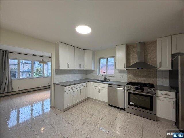John St Unit,fort Lee, Home For Rent in North Bergen - Image 1