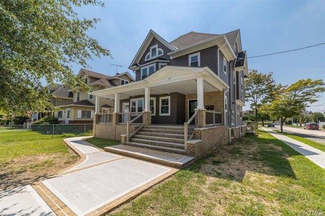 Earle Ave Unit Nd, Lynbrook, Home For Rent in Long Beach - Image 1