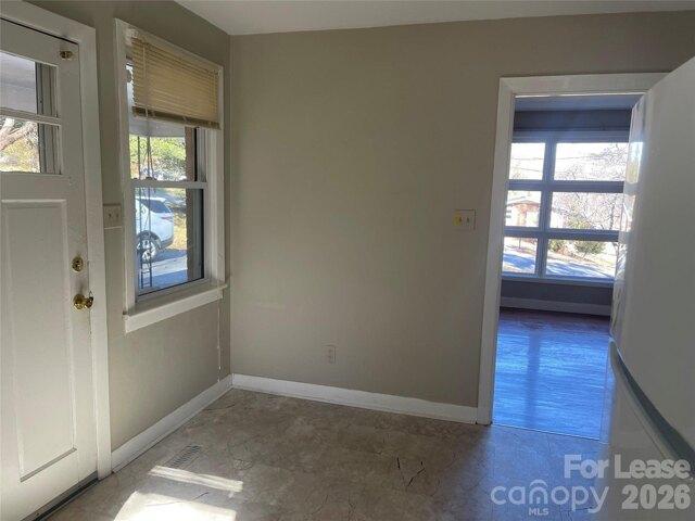 Rd Ave Ne, Hickory, Home For Rent in Gastonia - Image 1