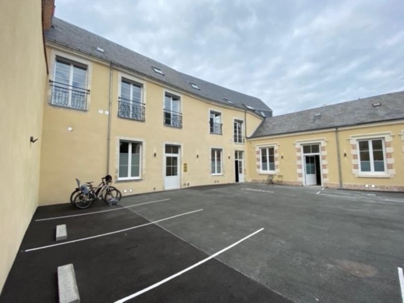 Ecole 103 en France - Photo 1