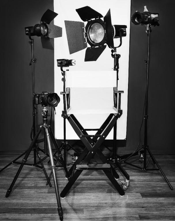 PRIVATE COUPLES PHOTOGRAPHY EXPERIENCE in Newtown - Image 1