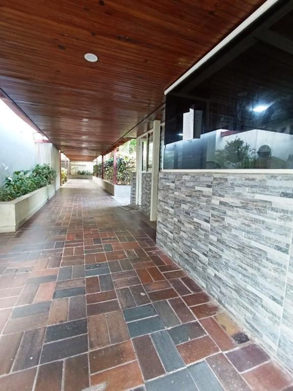 APARTAMENTO - LA URBINA - 119 Mts2 en Venezuela - Imagen 4