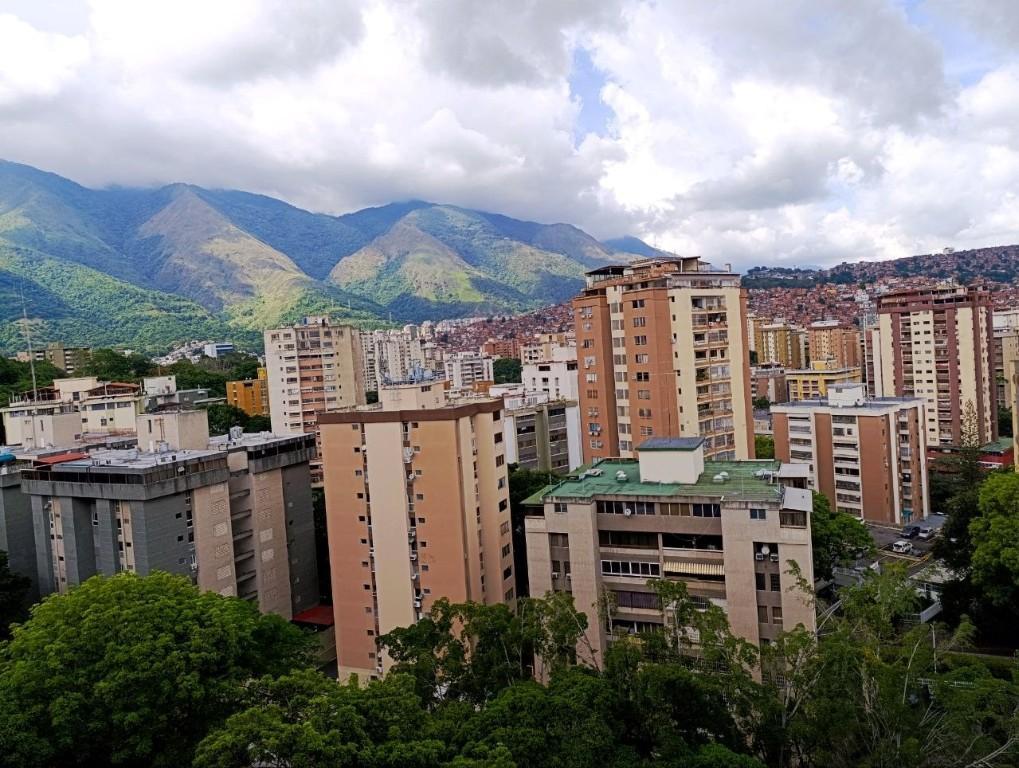 APARTAMENTO - LA URBINA - 119 Mts2 en Venezuela - Imagen 19
