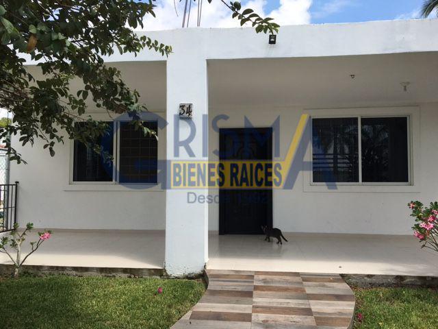 CASA EN RENTA BOULEVARD A LA PLAYA CON VISTA AL R?O en Tuxpan - Imagen 1