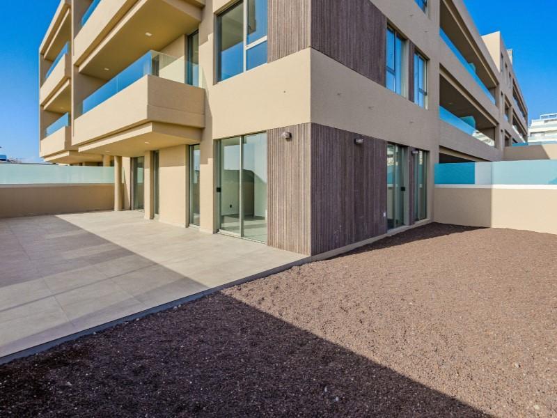 ESPECTACULAR APARTAMENTO DE 3 DORMITORIOS Y TERRAZA CON VISTAS A en Granadilla de Abona - Imagen 1
