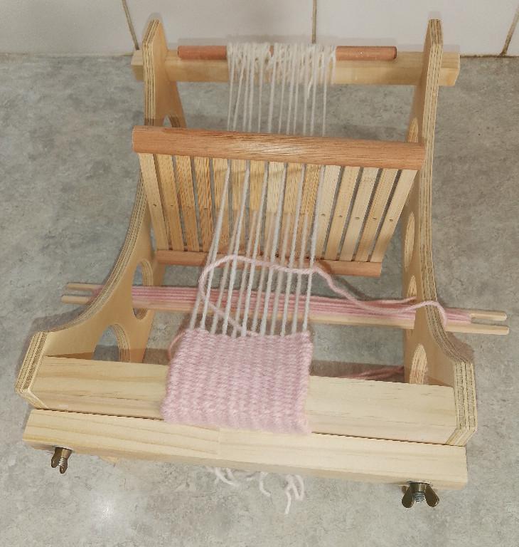 Weaving loom frame with shuttle, handmade locally, Rigid Heddle in Wynnum - Image 4