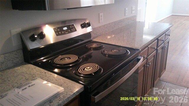 Th St Ne Unit A, Hickory, Home For Rent in Gastonia - Image 1