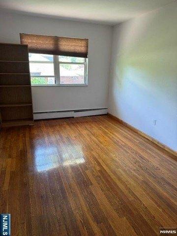 Jassamine Way, Fort Lee, Home For Rent in North Bergen - Image 1