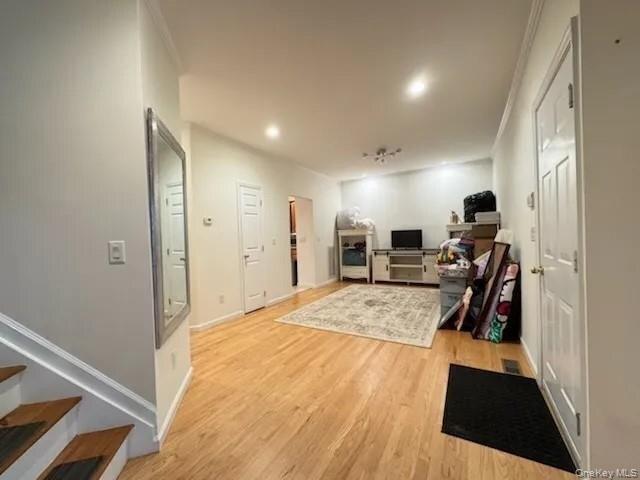 Sunflower Ridge Rd, South Setauket, Home For Rent in Brookhaven - Image 1