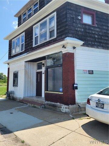Sycamore St, Buffalo, Home For Rent in Buffalo - Image 1