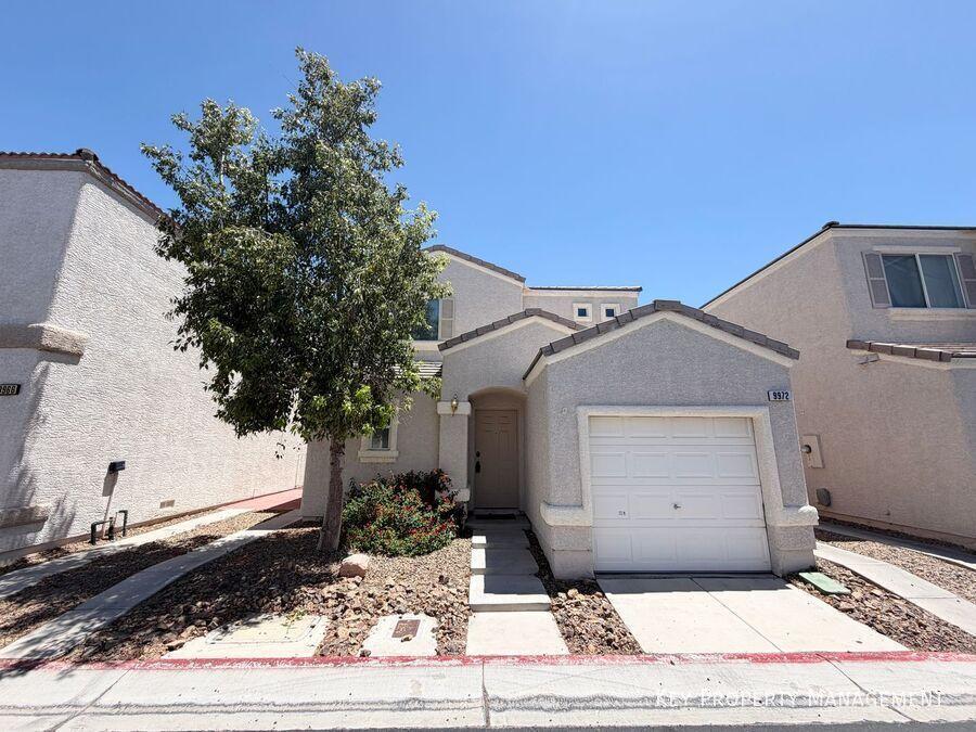 Updated 2 Bed Rental in Silverado Ranch near Community Pool in Spring Valley - Image 1