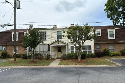 Lavista Rd Apt S4 in Atlanta - Image 1