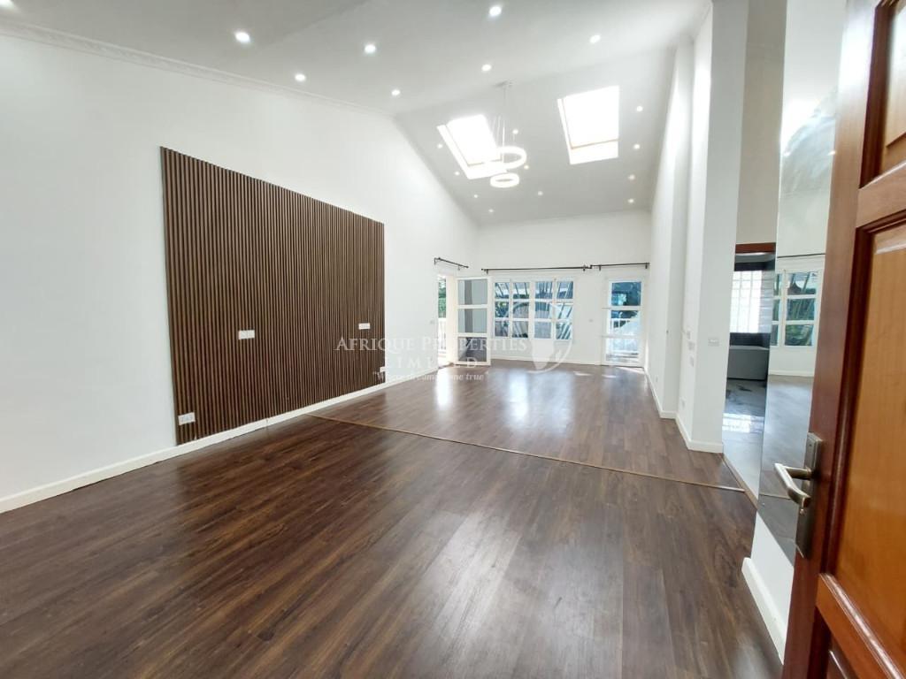 6 Bedroom Luxury Mansion With 2 DSQS For Rent In Runda in Kenya - Image 3