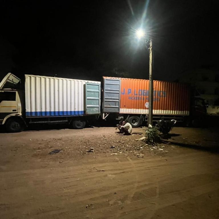Runway Cargo packers and movers in Mapple Inn Hyderabad - Image 2