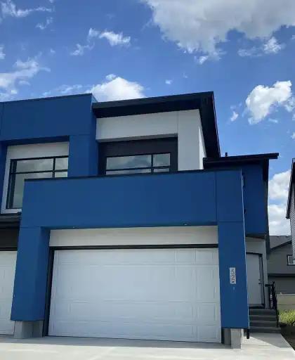 Erin Ridge Duplex Home in St. Albert - Image 1