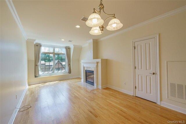 St St Unit,pelham, Condo For Rent in New Rochelle - Image 1