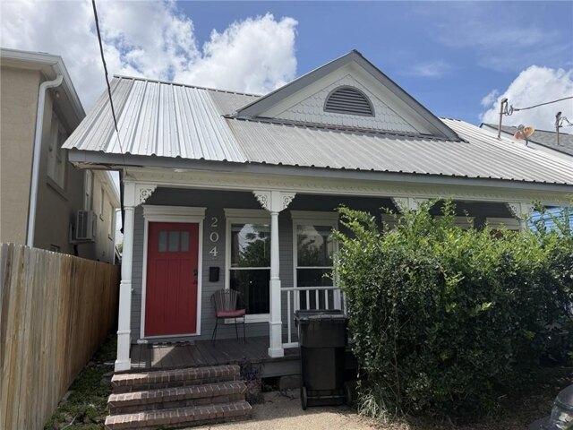 Cherokee St, New Orleans, Home For Rent in Metairie - Image 1