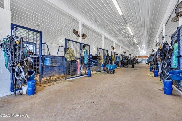 Lakewood Farmingdale Rd, Howell, Farm House For in Toms River - Image 1