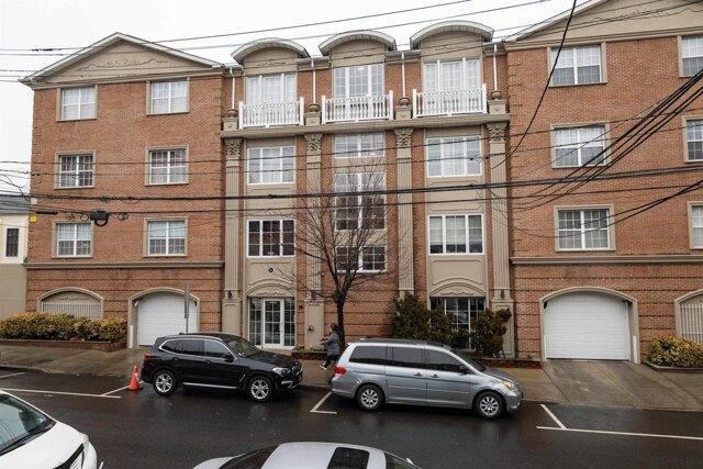 St St, West New York, Home For Rent in North Bergen - Image 1