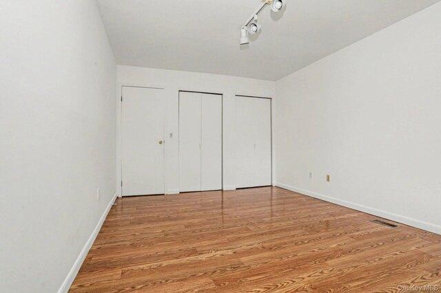 N Greeley Ave, Chappaqua, Condo For Rent in Greenburgh - Image 1