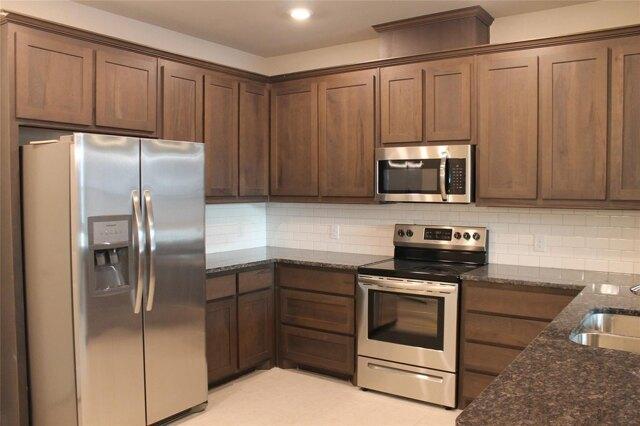 Ben Ln, Lewisville, Home For Rent in Lewisville - Image 1