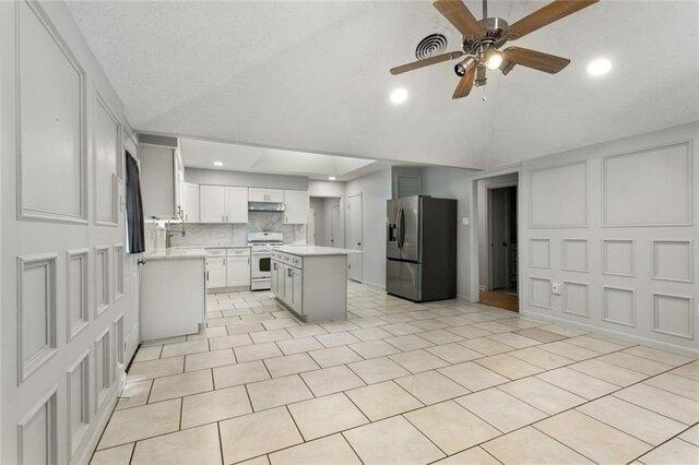 W Hickory St, Mandeville, Home For Rent in Metairie - Image 1