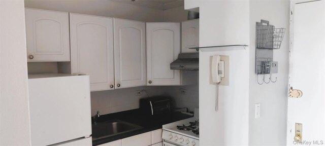 - Union Tpke Unit S, Flushing, Condo For Rent in Queens - Image 1