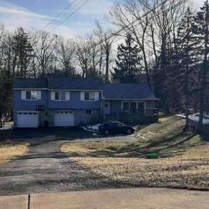 Ridge Rd in Parma - Image 1