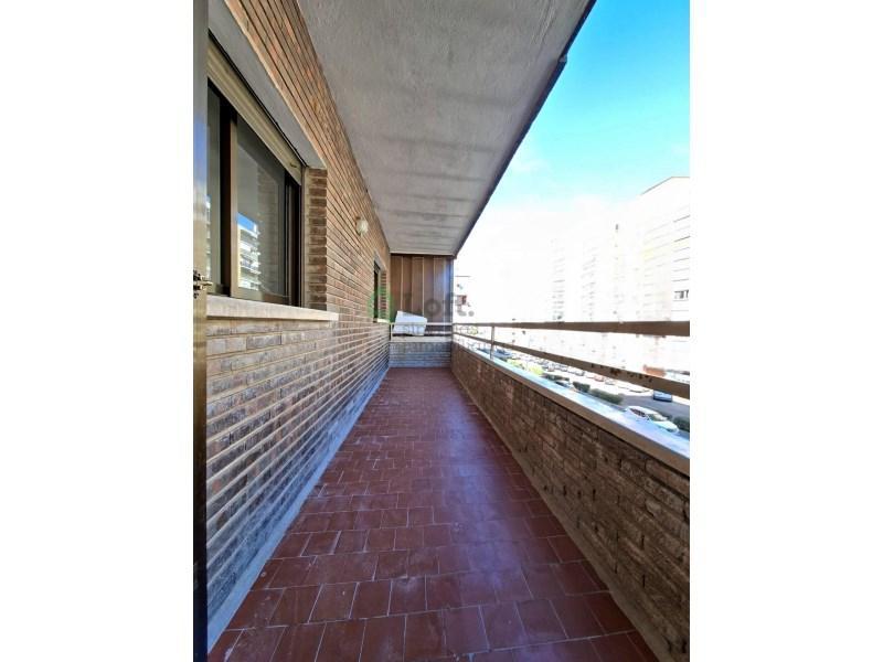 AMPLIO PISO EN EN EL CENTRO en Badajoz - Imagen 1