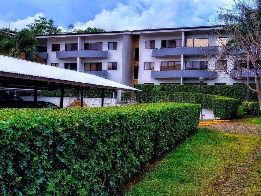 APARTAMENTO EN VENTA EN SANTA ANA en Desamparados - Imagen 12