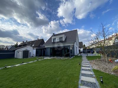 ALLEINSTEHENDER FAMILIENTRAUM MIT GARTEN in Marl - Bild 1