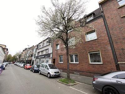MEGA MEHRGENERATIONENHAUS in Dinslaken - Bild 1