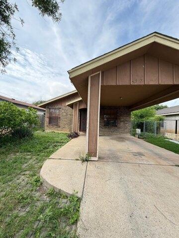 Agave Dr, Laredo, Home For Rent in Laredo - Image 1