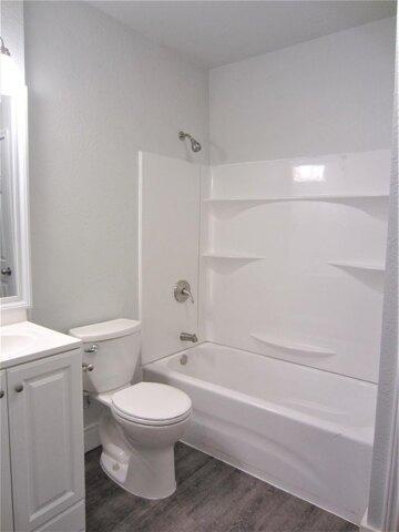Knight St Apt,denton, Home For Rent in Denton - Image 1