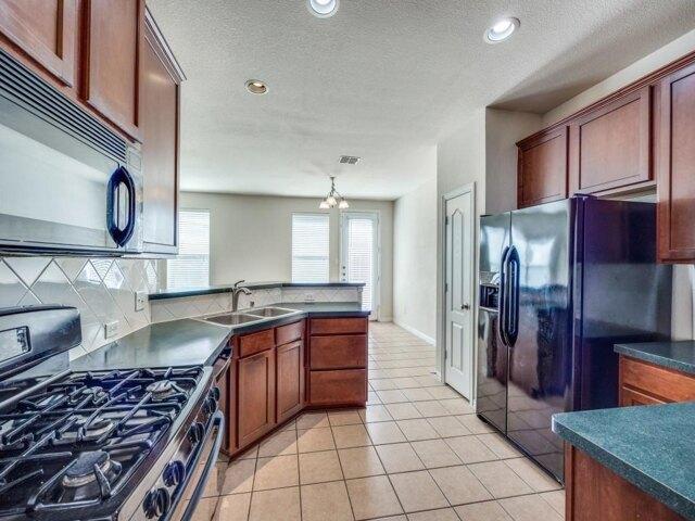 Gray Stone Ln, Richardson, Home For Rent in Richardson - Image 1