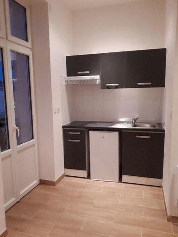 Studio à Bordeaux - Photo 1