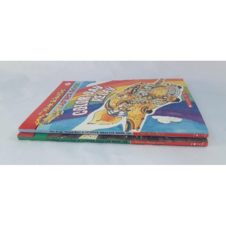 Magic School Bus Chapter Book, Paperback in North-Eastern Islands - Image 1