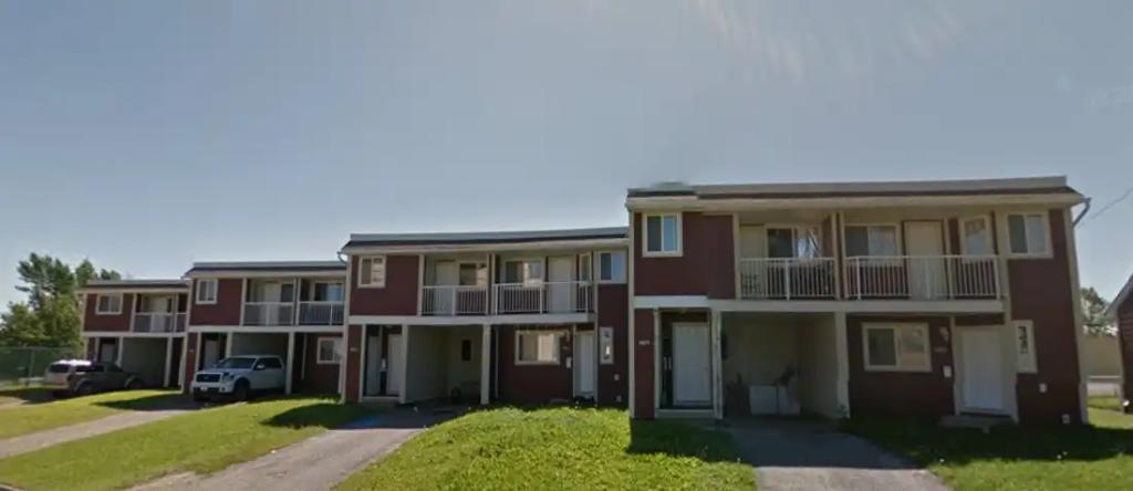 Premier Court in Fort St. John - Image 1