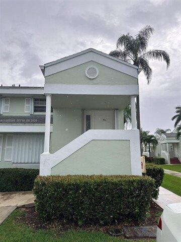 Se Th Pl Unit B, Homestead, Condo For Rent in Homestead - Image 1