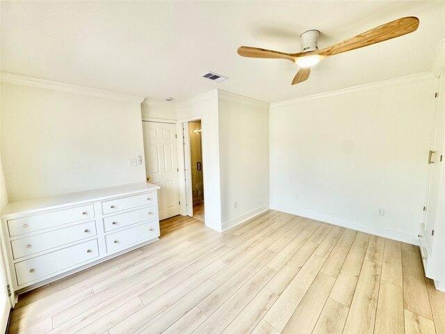 Th St, Galveston, Home For Rent in Galveston - Image 1