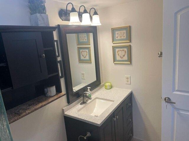 Luxemburg Ct Apt,lake Worth, Condo For Rent in Boynton Beach - Image 1