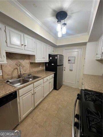 Roswell Rd Apt K, Atlanta, Condo For Rent in Atlanta - Image 1
